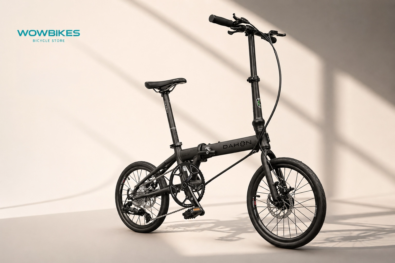 Технологии Dahon: DELTECH, Super DownTube и JAWS Hinge