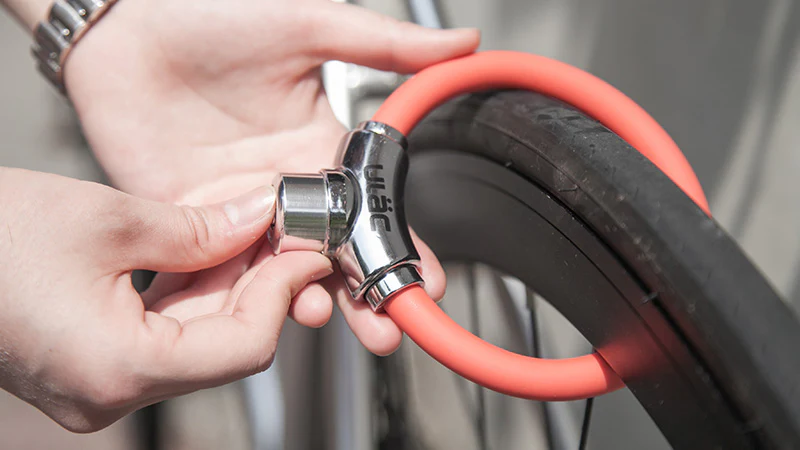 Смотреть видеообзор Велосипедный замок Ulac The Mood Fixie Cable Lock Sky Blue