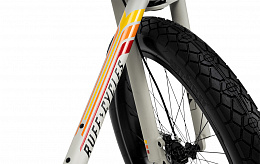 Электровелосипед Ruff Cycles Biggie Bosch Performance Line CX Future Sand